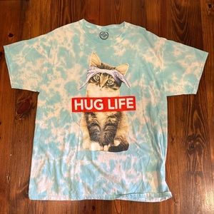 HUG LIFE T-shirt